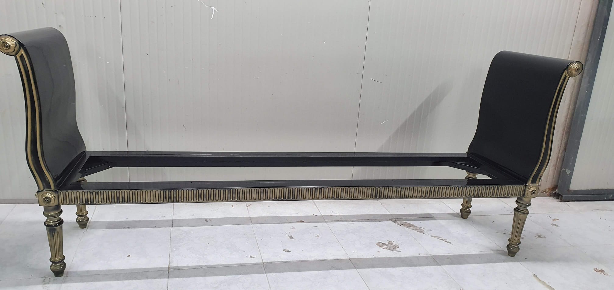 02_banco_estofado – Diana Gonçalves